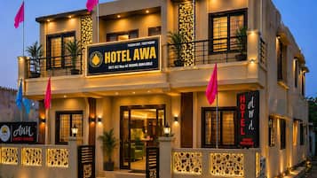 Fachada da propriedade