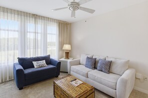 TV - One Bedroom Condo in Elation at Sandestin Golf and Beach Resort (Miramar Beach)