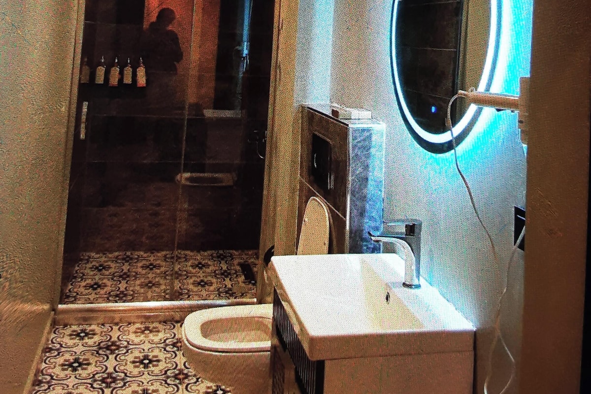 Tomannsrom – deluxe, byutsikt | Bad