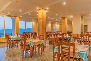 Dining - Vista Elite - Chail (Shimla)