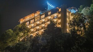 星評価なしの画像、4 / 30、ボタン