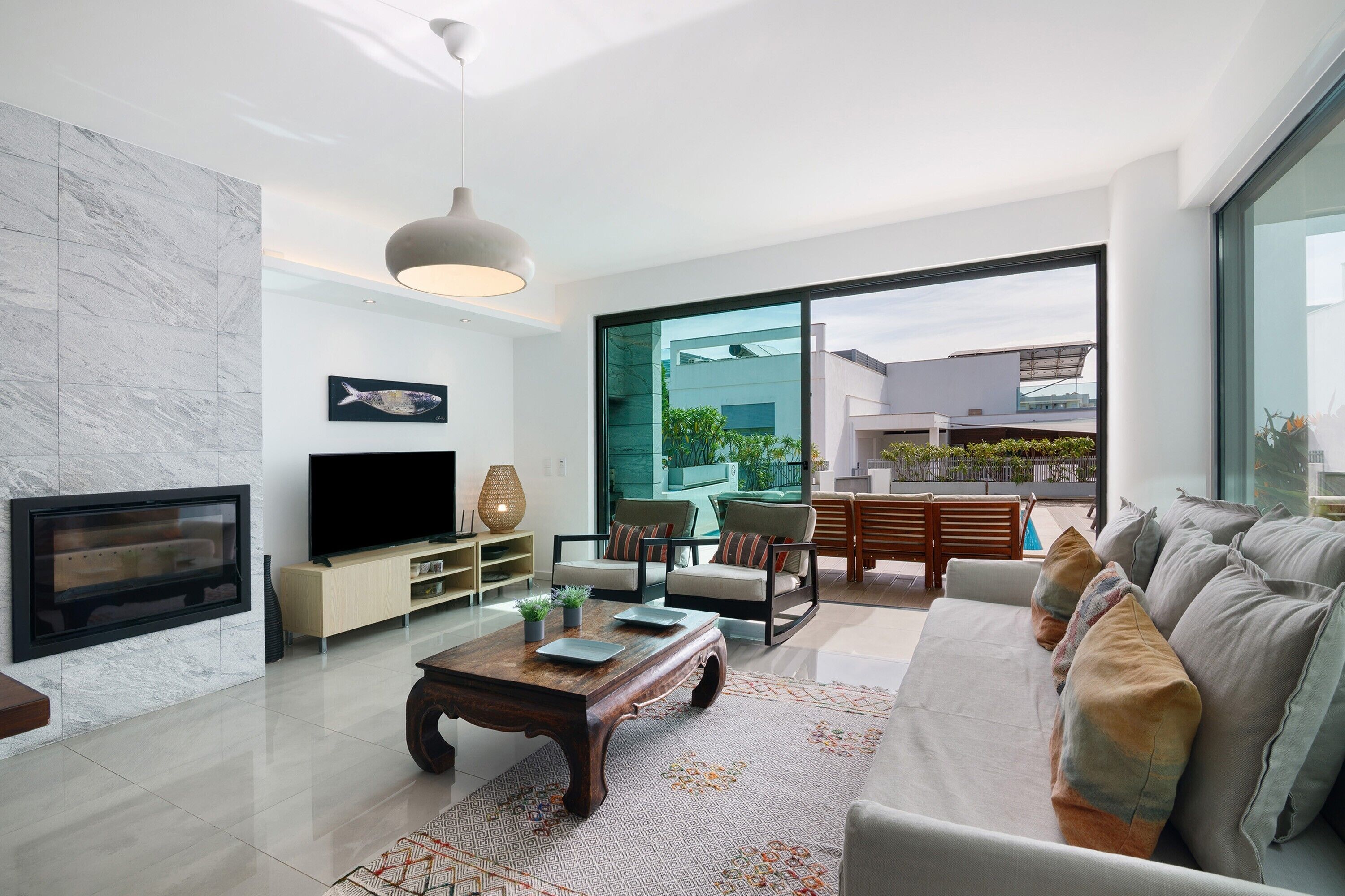 TV, fireplace, DVD player
