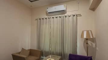 Premier Double Room | Interior