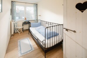 2 Schlafzimmer, Bügeleisen/Bügelbrett, Reisekinderbett, kostenloses WLAN