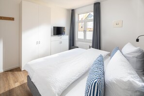 3 Schlafzimmer, Bügeleisen/Bügelbrett, Reisekinderbett, kostenloses WLAN