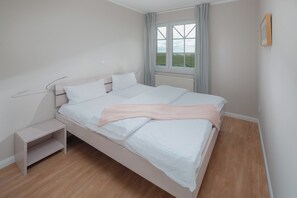 2 bedrooms, iron/ironing board, travel cot, Internet - "Relaxation and adventure: vacation apartment with sea view on Juist!" (Juist)