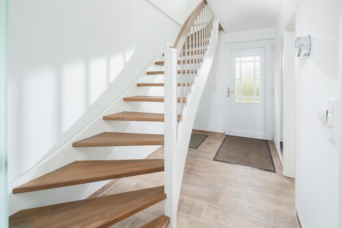 Modernes Ferienhaus für 5 Personen mit großer privater Terrasse