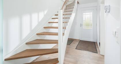 Modernes Ferienhaus für 5 Personen mit großer privater Terrasse