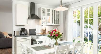 Modernes Ferienhaus für 6 mit eigenem Garten