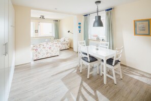Interior - "Idyllic vacation apartment Seute Deern Kajüte - your perfect retreat on the (Juist)