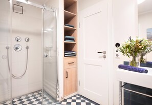Hair dryer - "Experience an unforgettable vacation in the vacation apartment Am Warmbad!" (Juist)