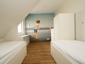 2 soverom, strykejern/-brett, reiseseng for barn og wi-fi (inkludert)