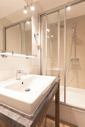 Shower, hair dryer - Vacation apartment in a quiet location (Juist)