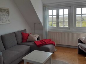 Fernseher, Stereoanlage