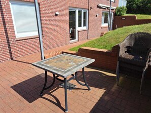 Terrace/patio - Vacation apartment Bootjefahrt at Uns to Hus (Juist)