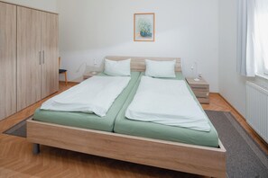 1 Schlafzimmer, Bügeleisen/Bügelbrett, kostenloses WLAN, Bettwäsche
