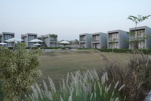 Property grounds - Ramee Vanam Resort Sasan Gir (Mendarda)