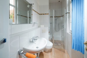 Hair dryer, towels - Swantje apartment in the Villa Altmanns (Juist)