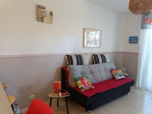 Living area - Ground floor apartment, AC and parking - 4 guests (Argelès-sur-Mer)