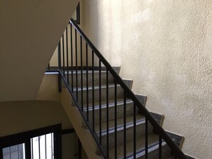 Interior - Stunning Penthouse with Private Terrace in Central Vilanova i la Geltrú, Near Beach & Amenities (Vilanova y la Geltrú)