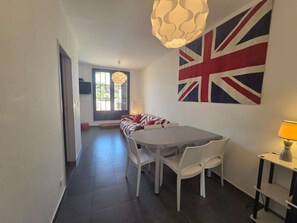 Interior - Charming apartment with terrace - 4 guests (Lumio)