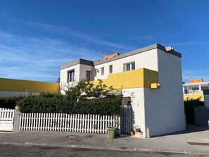 Exterior - Apartment with AC and parking - 4 guests (Le Barcarès)