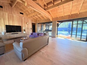 Living area - Stunning villa with pool - 8 guests (LE CANON)