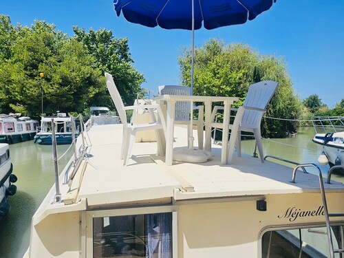 Bateau sécurisé à quai - 6 pers.