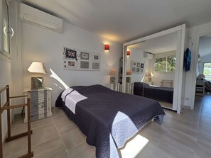 2 bedrooms, bed sheets - Apartment for 6 guests in Sant'Ambroggio (Lumio)