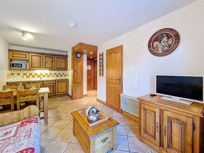 Interior - Spacious apartment at the foot of the slopes with terrace (Les Menuires)