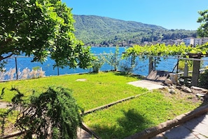 Property grounds - Apartment in Tresa (Giardino sul Lago) (Ponte Tresa)
