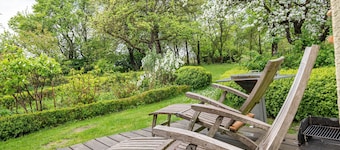 Holiday Home for 8 Guests (140 m²) in Klein Siemen Amid Beautiful Mecklenburg Countryside