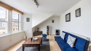 City Apartment, 1 Double Bed with Sofa bed, Non Smoking, City View | Living area