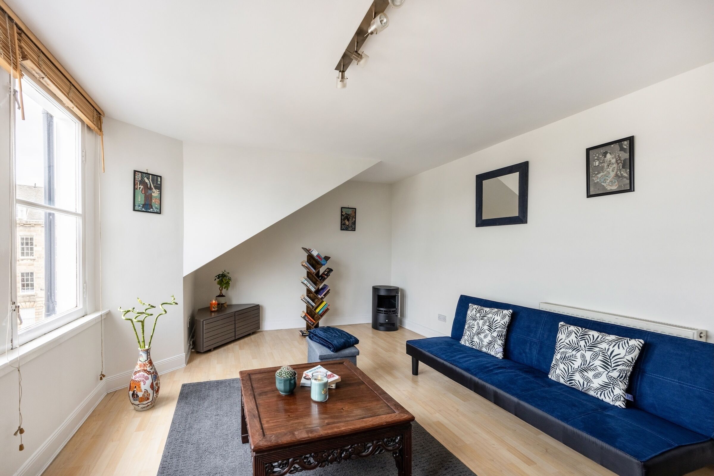 City appartement, 1 tweepersoonsbed met slaapbank, niet-roken, uitzicht op stad | Woonruimte