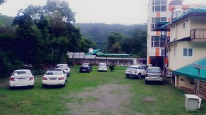 ที่จอดรถฟรี