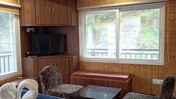 Executive Room | Living area