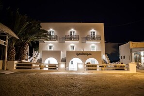 Exterior - Ippokampos (Naxos)