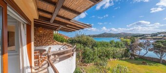 Villa Piccolo Pevero, with pool and descent to the beach