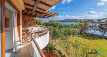 Villa Piccolo Pevero, with pool and descent to the beach