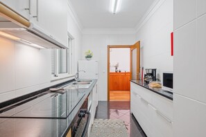 House - Cani o Quintas V by Homie (Santa Cruz)
