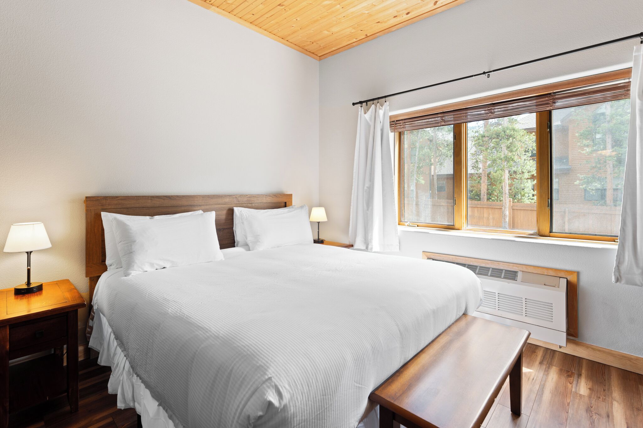 Wifi gratis y ropa de cama 