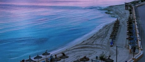 Strand