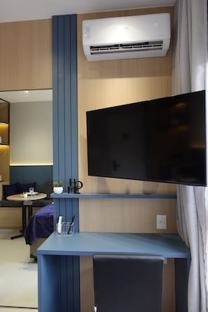 Interior - Premium Studio, Gym, Coworking, 5 min from the airport (São Paulo)