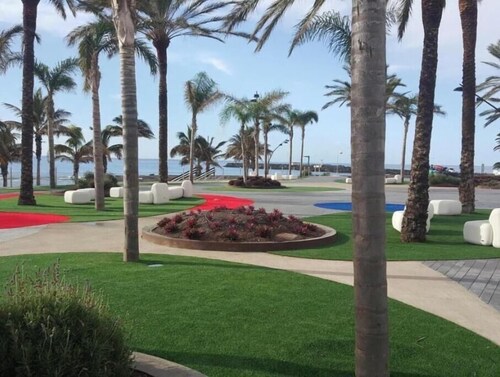 B - 2-bedroom apartment with sea view B