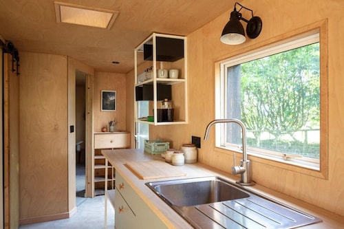 1 Bed Cabin Between Falmouth & Truro