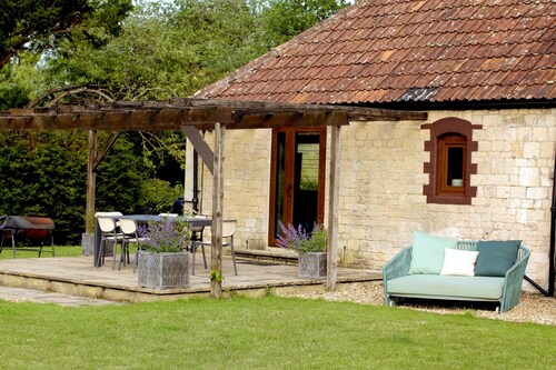 Stylish Old Stables at Somerleaze near Frome & Bruton