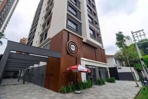 Exterior - Beautiful premium studio apartment, 5 minutes from Congonhas Airport. (São Paulo)