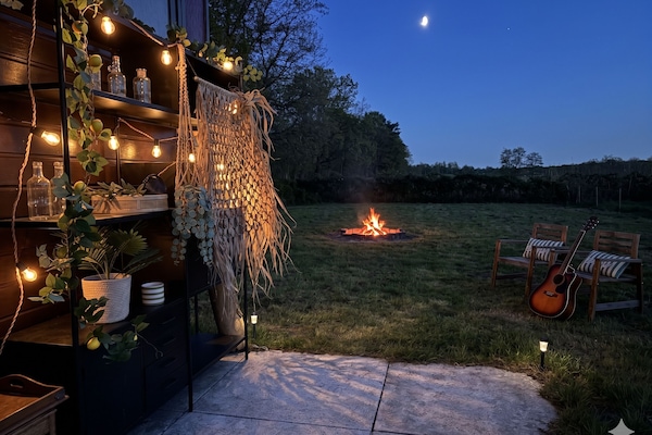 Cozy evenings by the fire at your festival accommodation Netherlands cheap—ideal after long event days.
