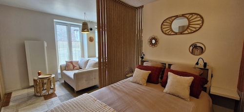 Cosy, quiet studio in the historic center of Senlis