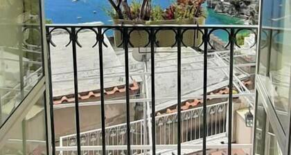 De Vivo Realty - La casa del Cavaliere